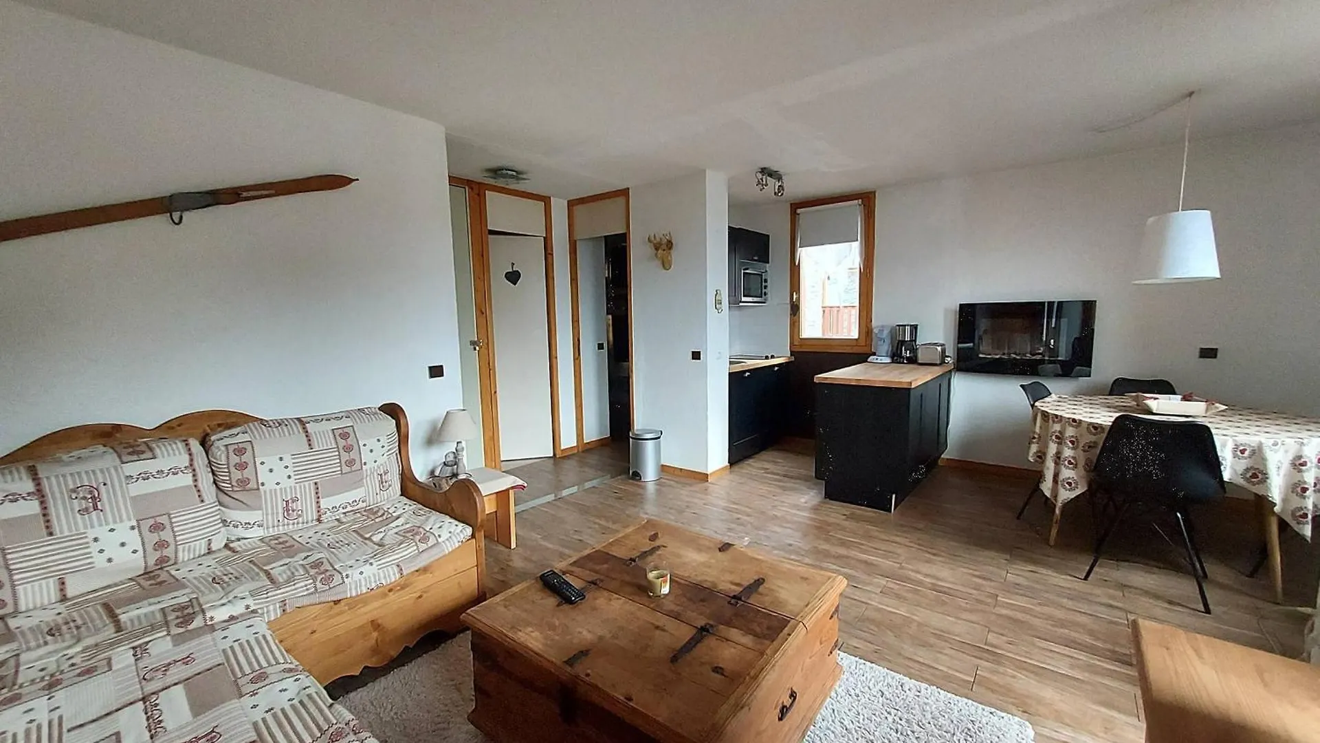 Charmant 2P, 5 Pers, Centre La Plagne, Parking, Casier A Skis - Fr-1-353-127 Apartment